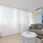 Appartement Kate - Two Bedroom With Sea View *
