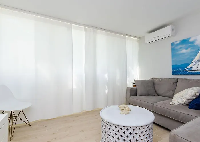 公寓 Kate - Two Bedroom With Sea View *